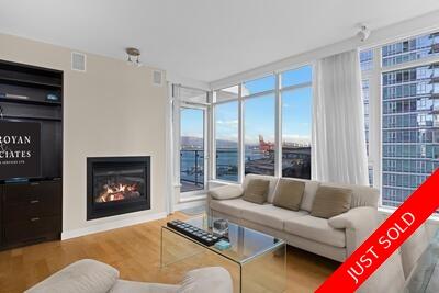 2 Bedroom and 2 Bathroom Corner Unit with Harbour and Mountain Views
