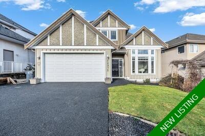 Stunning 8-Bedroom Home Nestled in the Sought-after Neighbourhood of Fraser Heights